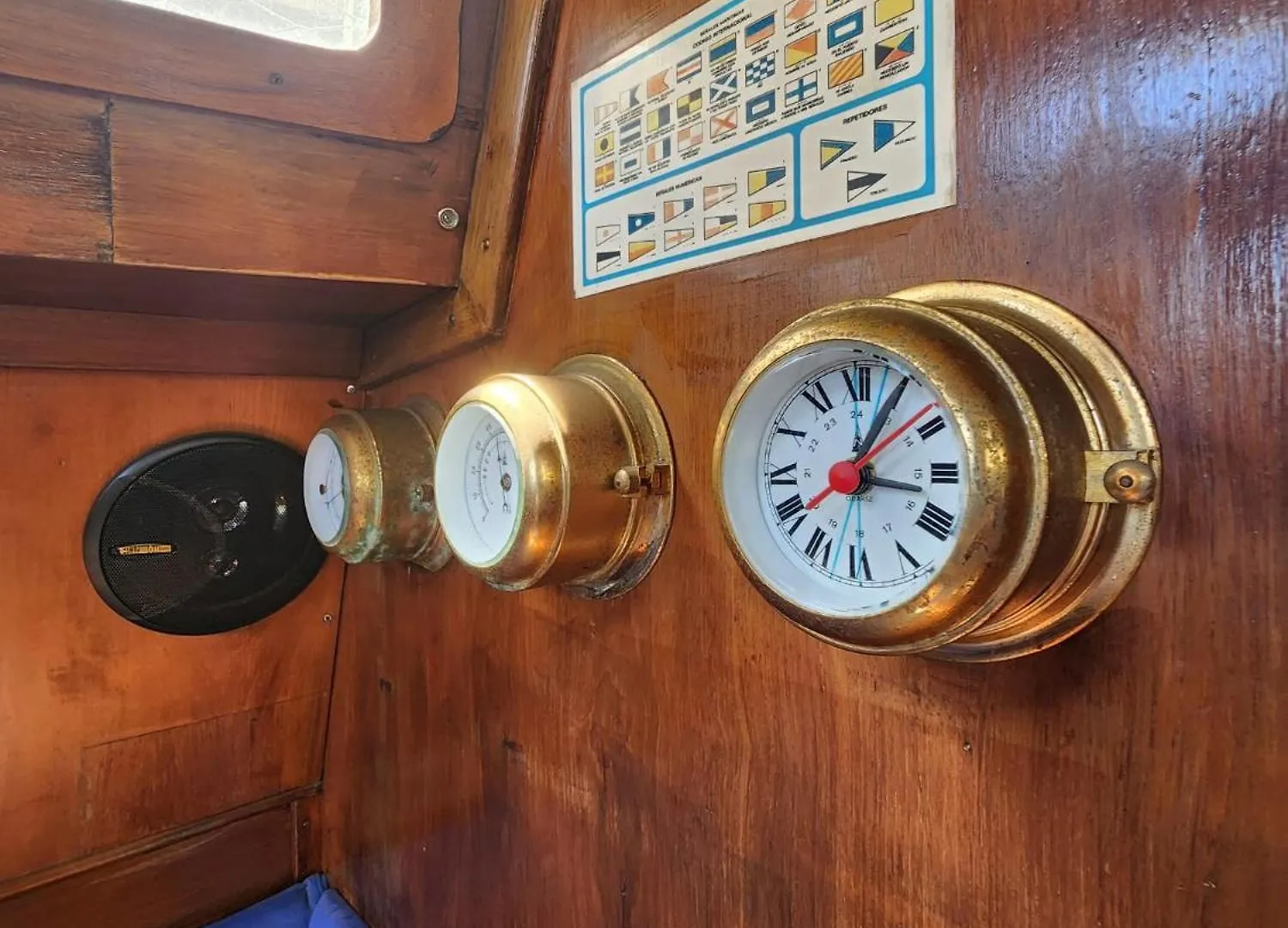Over The Sea Barcelona Botel